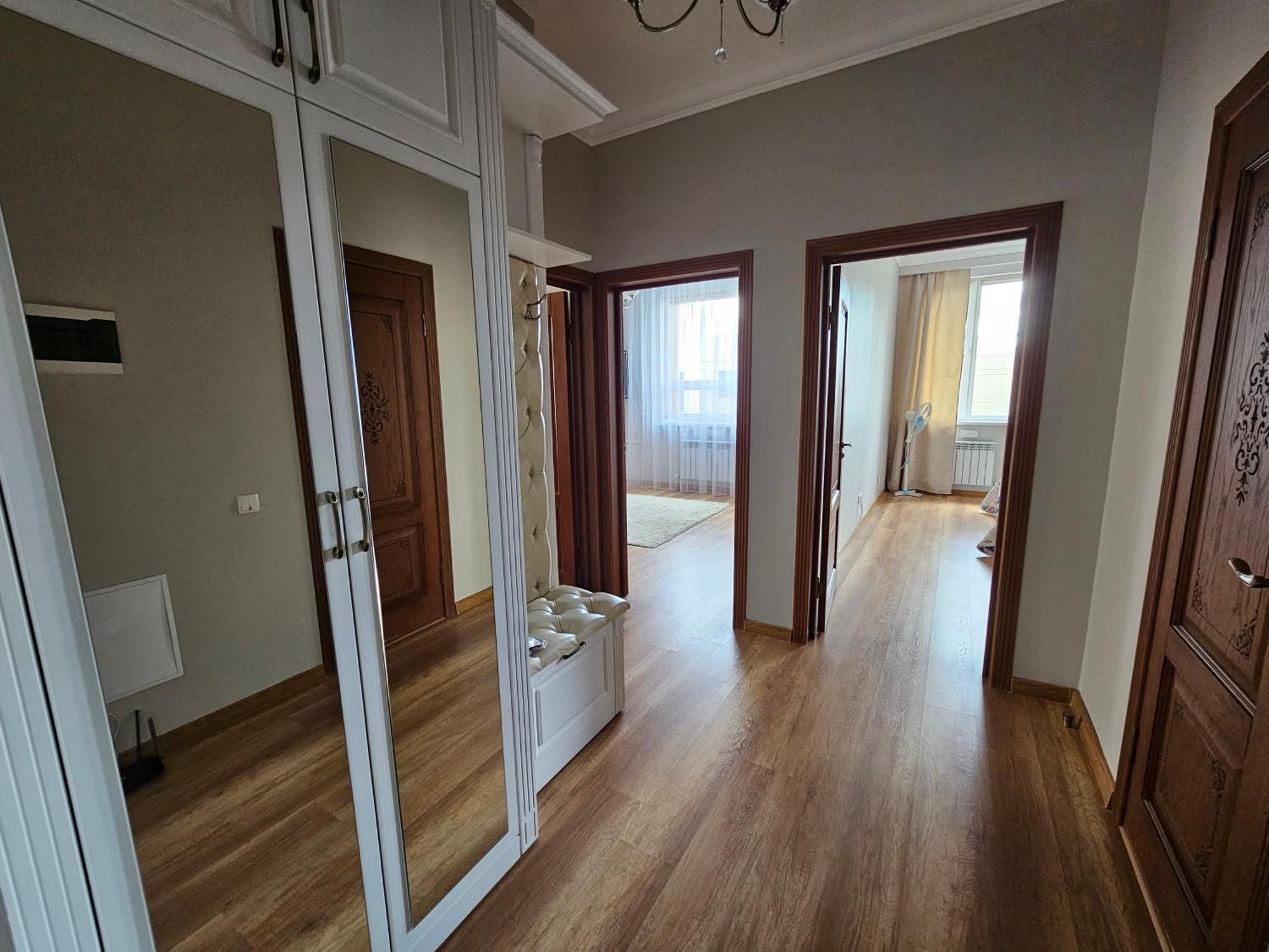 Ernaz Plus Apartments-Expo-Boulevard 130 アスターナ エクステリア 写真
